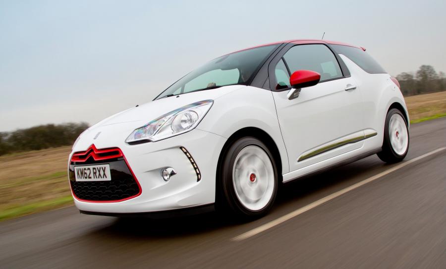 Citroen DS3 Red Special Editions 2013 года  (фото 2 из 15)